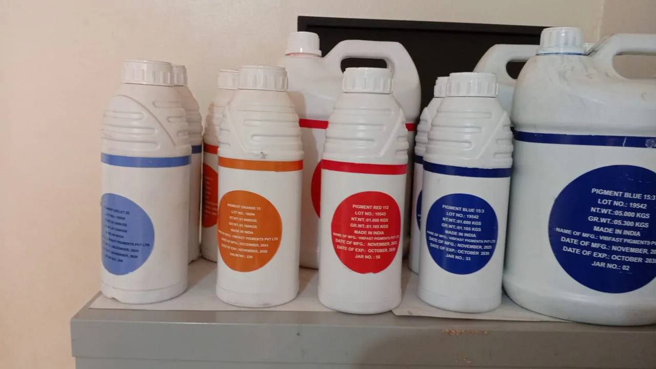 Solvor paint pigments and binder range